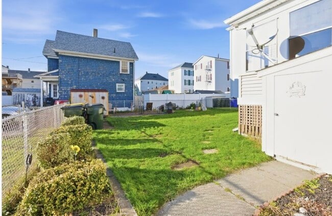 32 Oregon St unit 32 Oregon st, Fall River, MA 02720 - photo 4