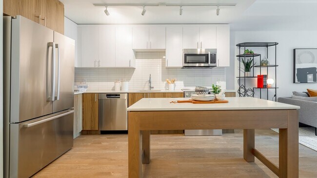 Cortland Rosslyn, Arlington, VA 22209 - photo 5
