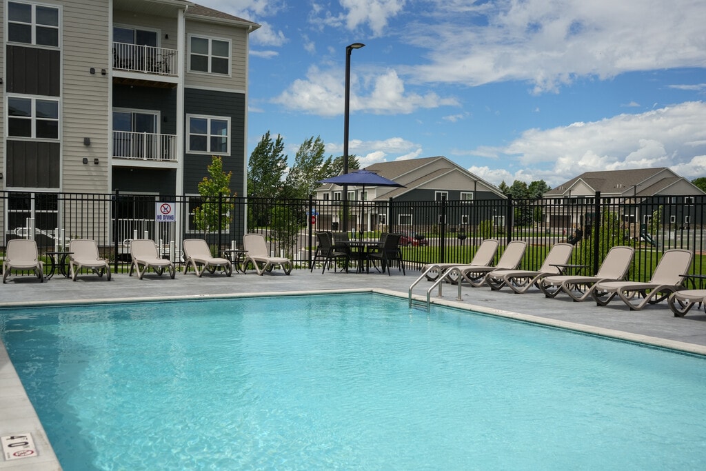 Kingston Crossings 5400 Kingston Ln NE, Albertville, MN