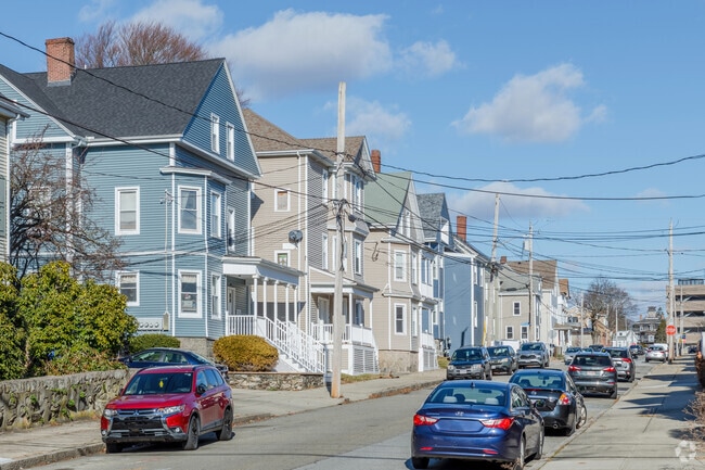 Quiet, residential, one-way streets are common in the Bank Street neighborhood.
