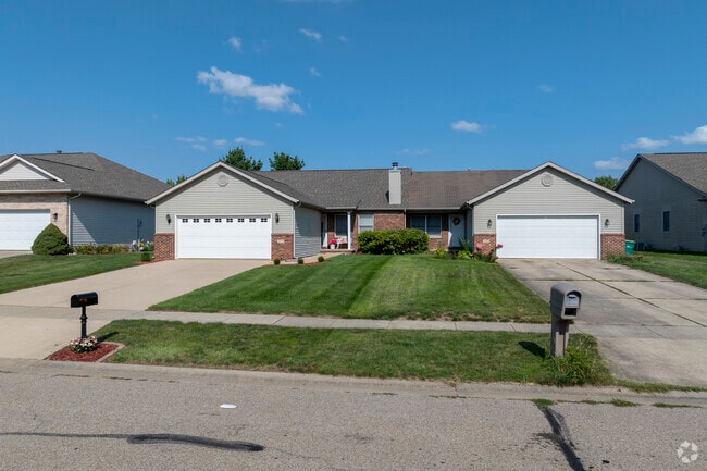 Duplex ranch-style homes are a popular home style in Cobblestone Estates.