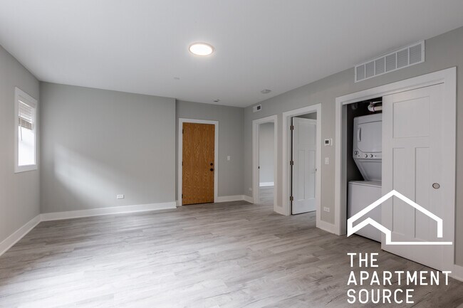 1139 Oak Ave unit E1, Evanston, IL 60202 - photo 6