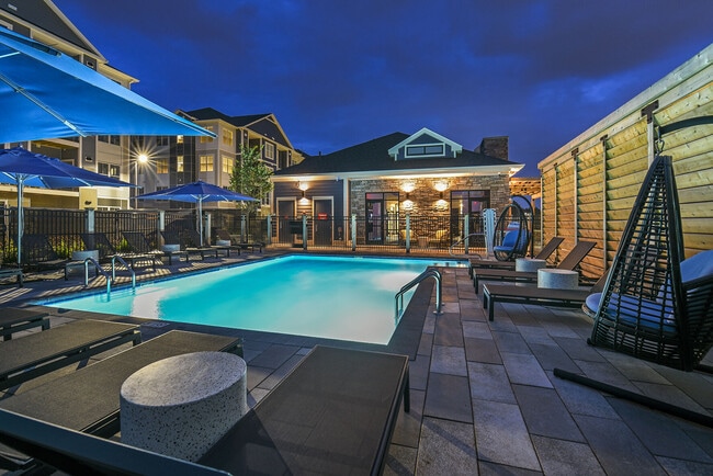 J Woburn Heights, Woburn, MA 01801 - photo 7