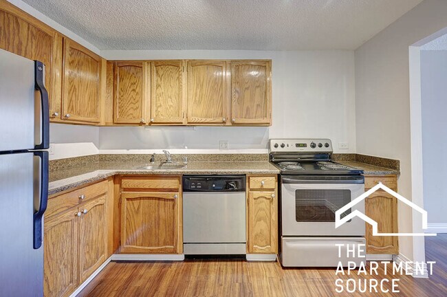 100 W Chestnut St unit 3004, Chicago, IL 60610 - photo 2
