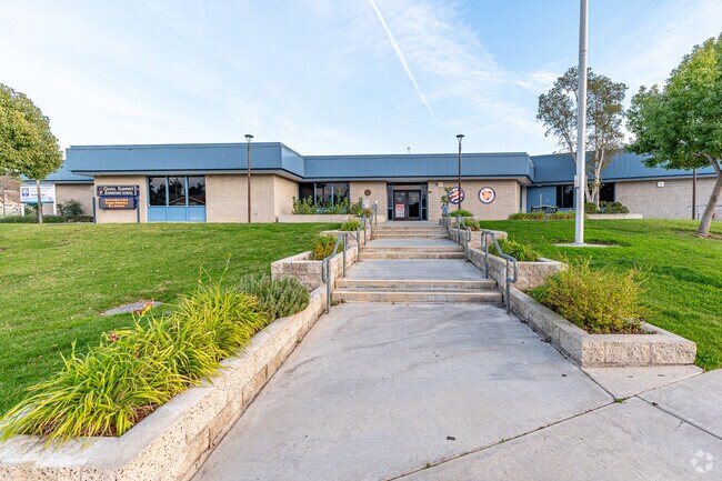 The front of Quail Summit Elementary School in Diamond Bar