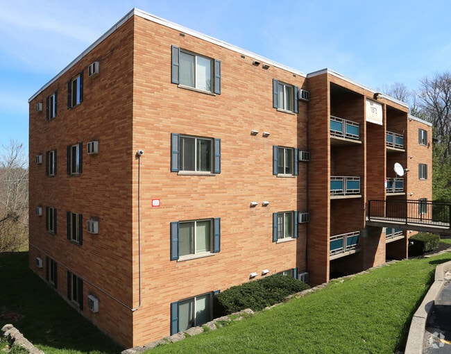 Overlook at Sunset, Cincinnati, OH 45238 - photo 3