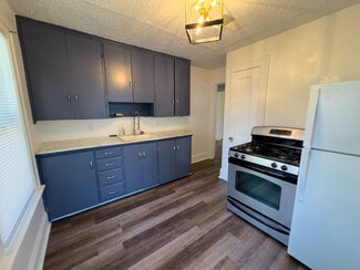 3120 Cottage Grove Ave Unit 2, Des Moines, IA 50311