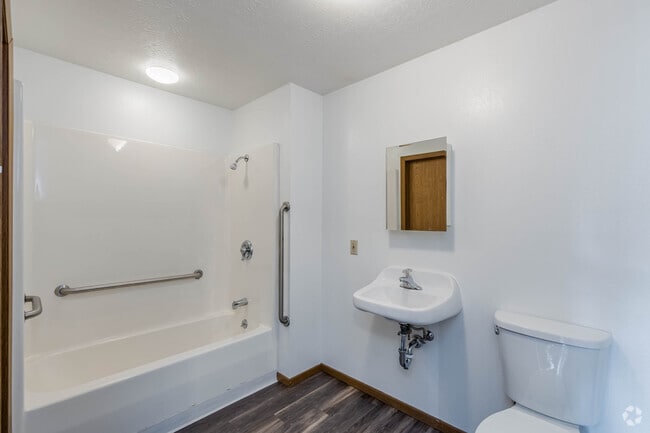 Meridian Point, Uniontown, PA 15401 - photo 5