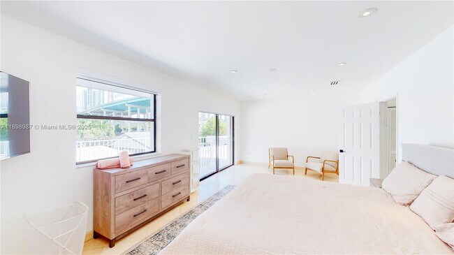 19140 N Bay Rd, Sunny Isles Beach, FL 33160 - photo 5