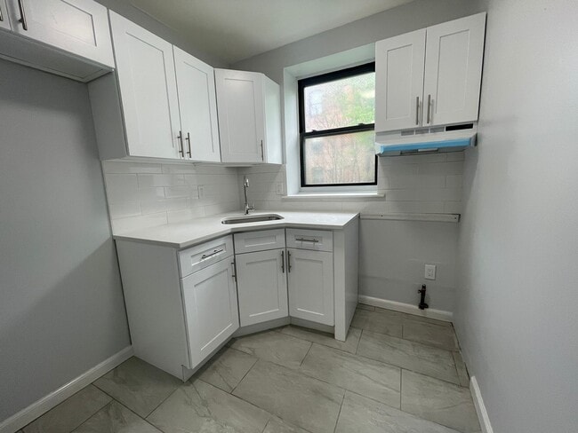 134 Grant Ave unit 2A, Jersey City, NJ 07305 - photo 2