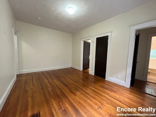 1626 Commonwealth Ave unit 17, Brighton, MA 02135 - photo 5