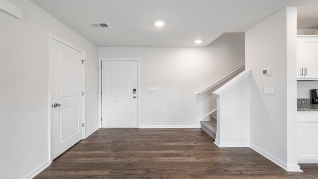 409 Wildcat Branch Ln, Seneca, SC 29678 - photo 3