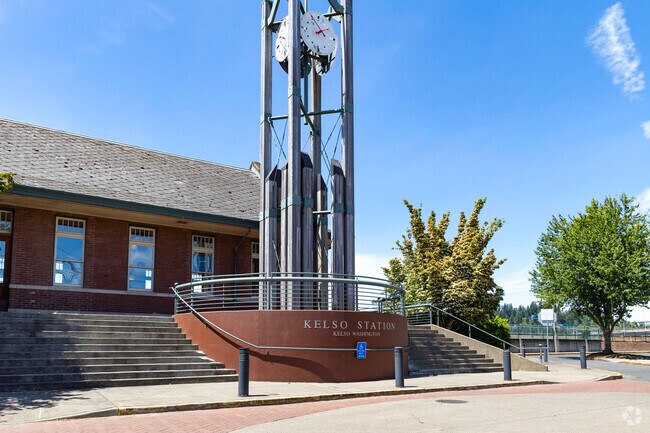 Kelso Station near Broadway connects locals to towns and cities via Amtrak.