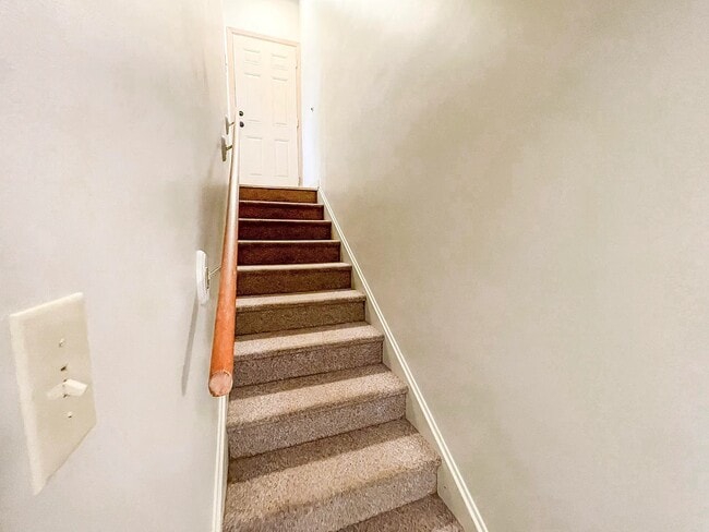 811 7th St, Brookings, SD 57006 - photo 6