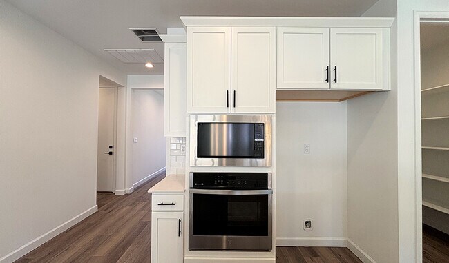 3121 Alicia Ln NE, Rio Rancho, NM 87124 - photo 6