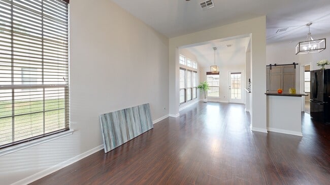 2031 Positano Loop, Bryan, TX 77808 - photo 2