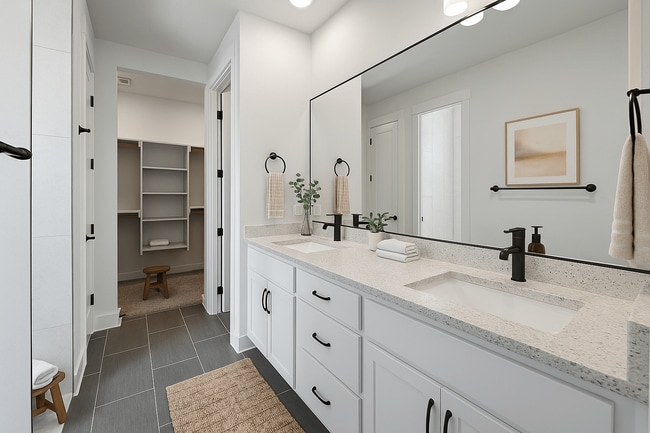 1804 Halls Creek Dr unit 36842032, Raymore, MO 64083 - photo 7