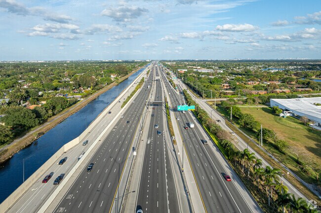 Airport or beach bound from Bonaventure using the I-595 Interstate.