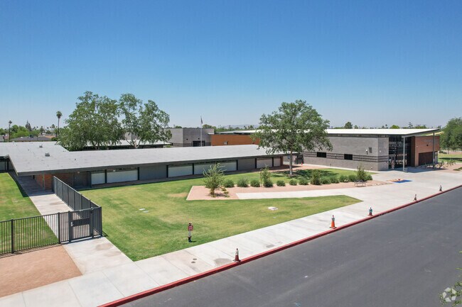 Students can gather on this spacious lawn in Hohokam Elementary in Scottsdale.