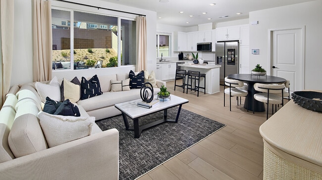 1052 Spike St, Chula Vista, CA 91911 - photo 7