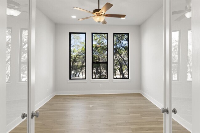 1612 Jolie Rose Bend unit 36479232, Leander, TX 78641 - photo 5