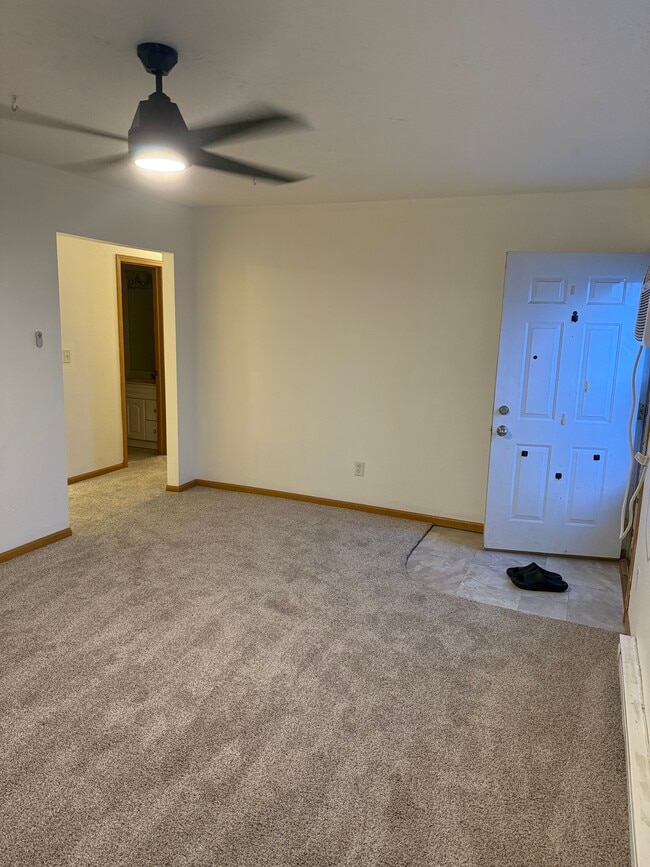 728 31st St N, Fargo, ND 58102 - photo 2