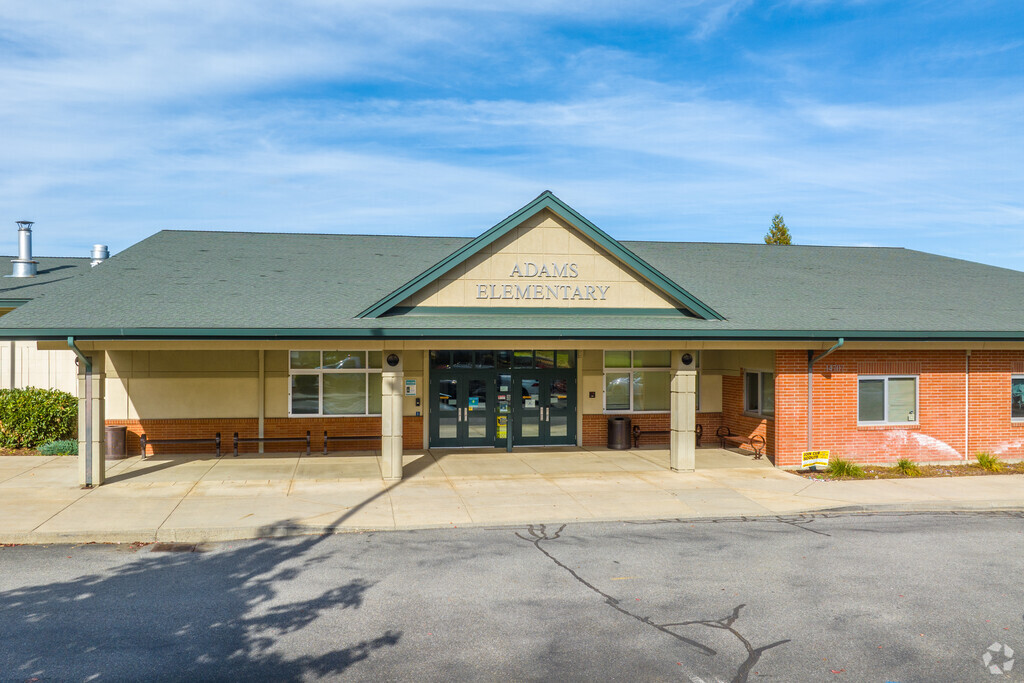 Adams Elementary sits at the heart of the Veradale Neighborhood.