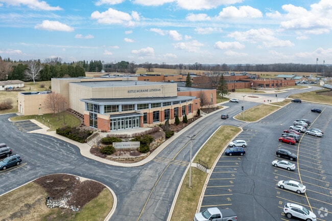 Kettle Moraine Lutheran High School in Jackson, WI has 511 students in grades 9-12.