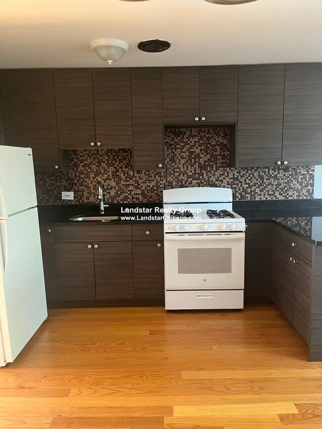 8450 Waukegan Rd Unit 1, Morton Grove, IL 60053