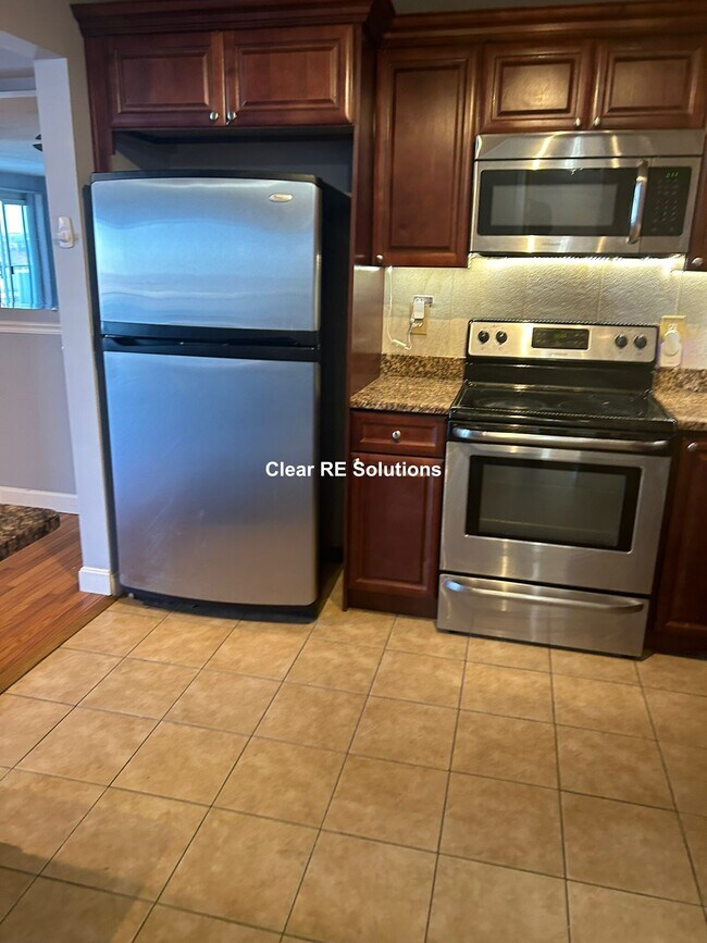 Captain Cove's Condominiums, Quincy, MA 02169 - photo 5