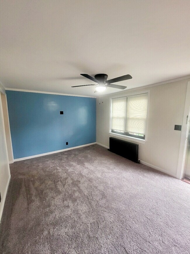 3271 Rutledge Walk, Camden, NJ 08104 - photo 3