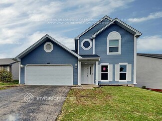 688 Packard Dr, Elgin, IL 60120