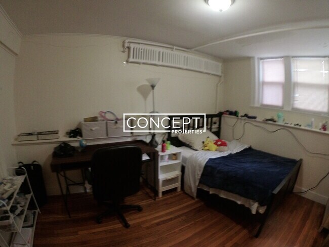 241 Freeman St unit 3, Brookline, MA 02446 - photo 7