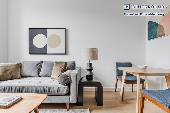 250 Union Ave unit FL2-ID2119, Brooklyn, NY 11211 - photo 2