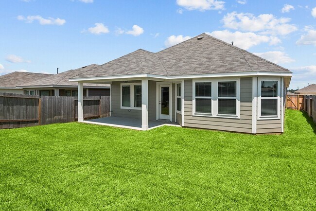 739 Hackberry Branch Ct, Magnolia, TX 77354 - photo 5