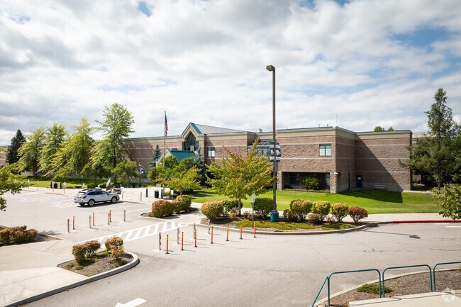 Student drop off area at Lake City High School.