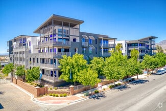 9051 Echelon Point Dr, Las Vegas, NV 89149