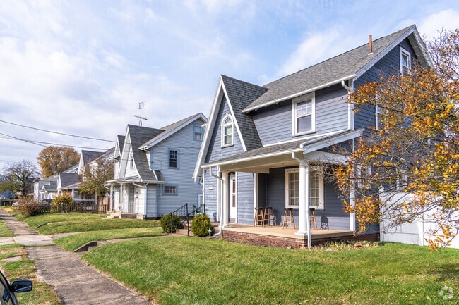 Beautiful two story homes with covered entries are common in the Vassar Park neighborhood.