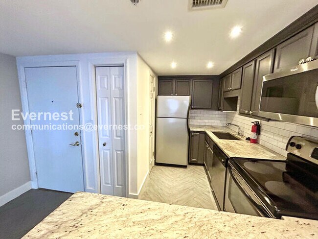 Mayfair unit 407, Atlanta, GA 30309 - photo 3