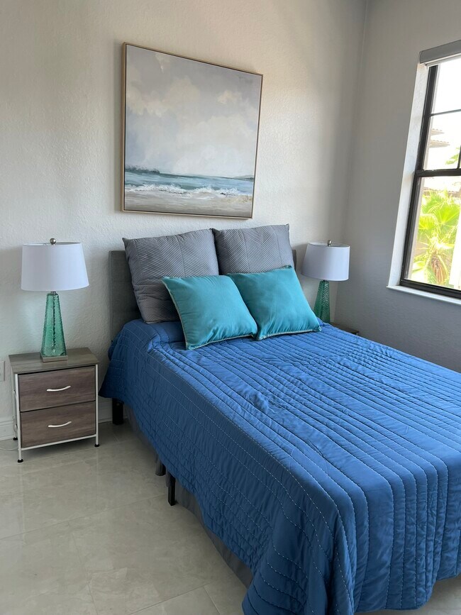 6012 Yeats Manor Dr unit 102, Tampa, FL 33616 - photo 5