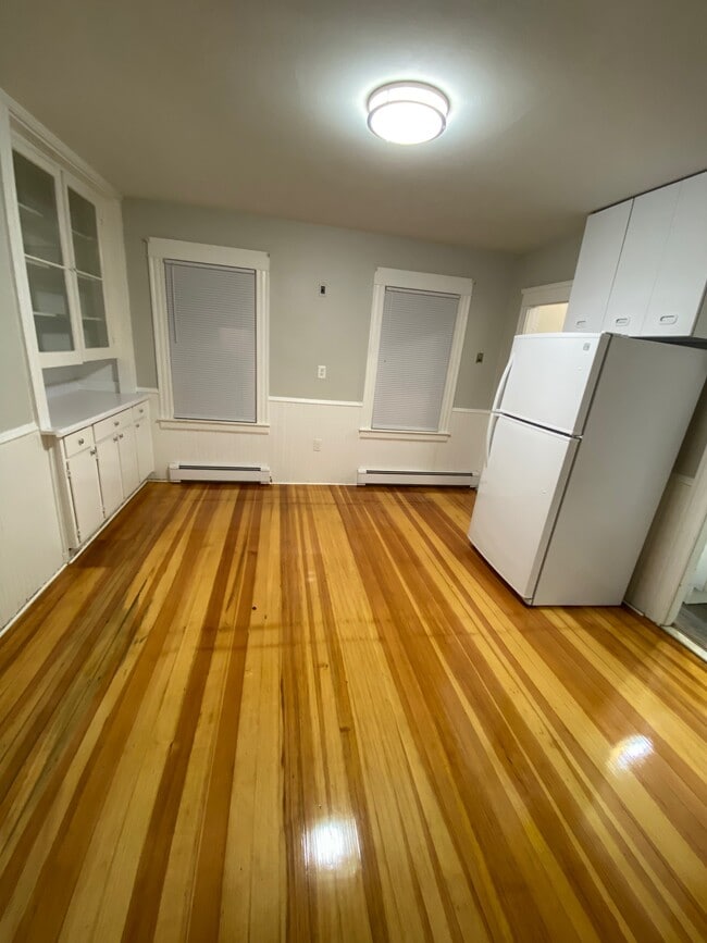 78 Fort St unit 1, East Providence, RI 02914 - photo 4