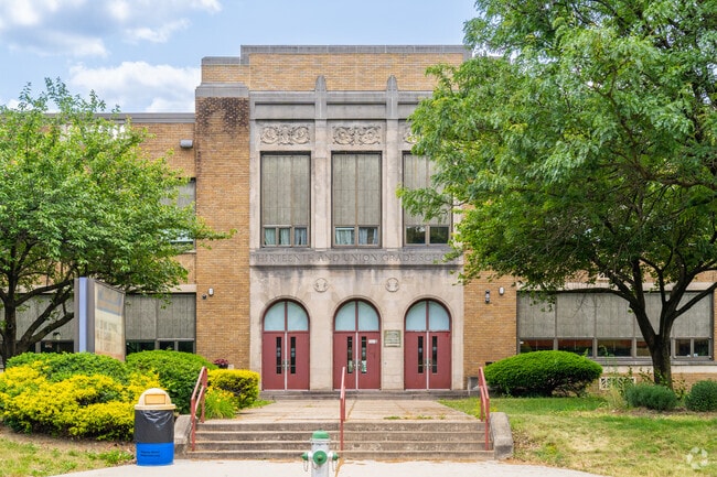 13th and Union Elementary School is one of several Northeast Reading schools located on 13th St.