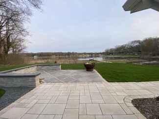 15686 Comstock St, Grand Haven, MI 49417