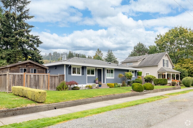 The Olde Town neighborhood in Issaquah features a variety of home styles, including ramblers.