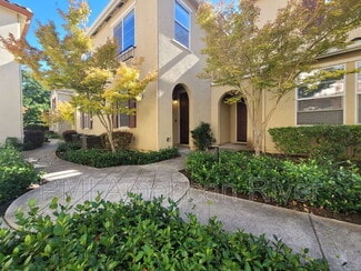 8428 Crystal Walk Cir, Elk Grove, CA 95758