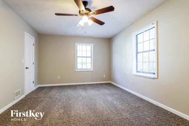 2191 Grayfield Dr, Grayson, GA 30017 - photo 7