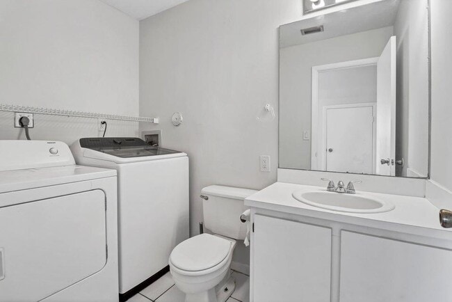 5105 Pier Dr, Green Acres, FL 33463 - photo 2