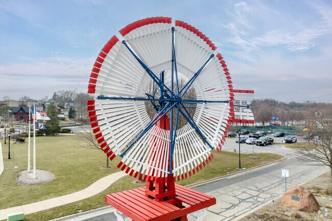 This Model "E" Windmill was manufactured by The U.S. Wind Engine and Pump Company of Batavia.