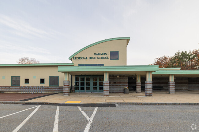 Oakmont Regional Highschool is in Ashburnham, MA, just a shorts drive from Westminster, MA.