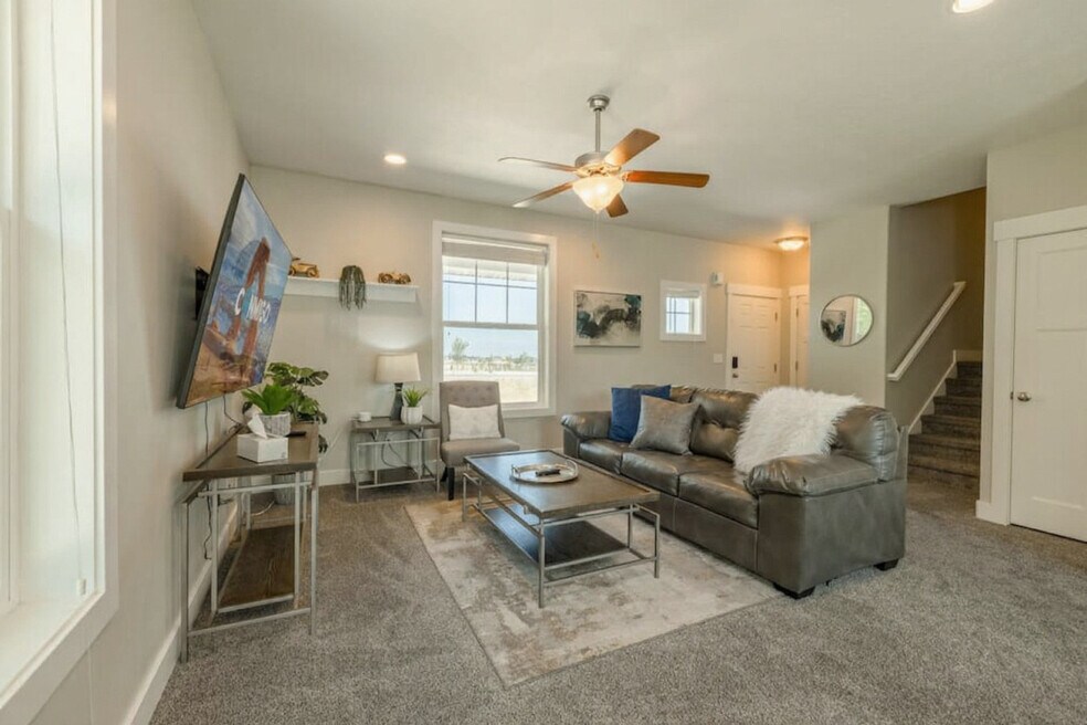 5032 W Bear Trap Dr unit ID1249823P, South Jordan, UT 84009 - photo 1